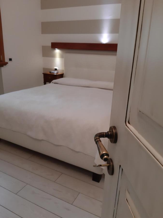 Sweet Appartment Di Guido 페스키에라델가르다 외부 사진